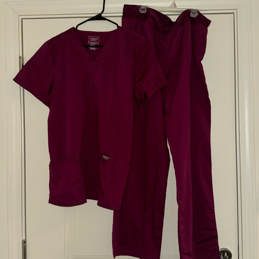 Cherokee Workwear Scrub set